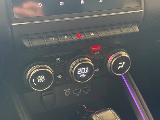 RENAULT Clio usata, con Specchietti laterali elettrici