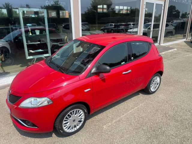 LANCIA Ypsilon usata, con Controllo trazione