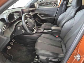 PEUGEOT 2008 usata, con Autoradio