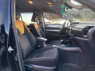 TOYOTA Hilux usata, con Bluetooth