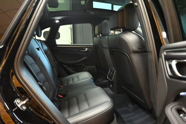 PORSCHE Macan usata 10
