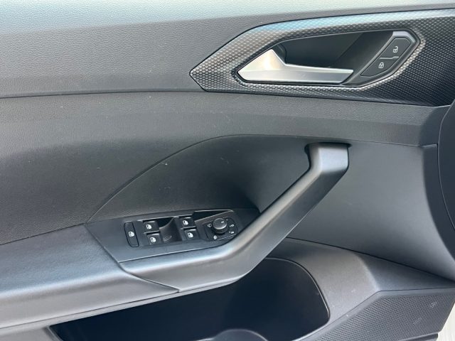 VOLKSWAGEN T-Cross usata, con ESP