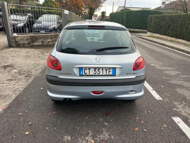 PEUGEOT 206 usata, con Fendinebbia