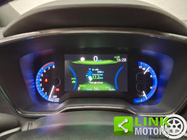 TOYOTA Corolla usata, con Autoradio