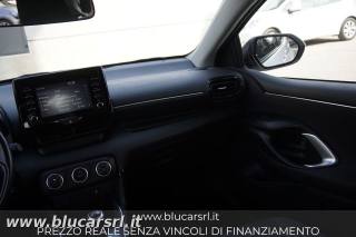 TOYOTA Yaris usata 8