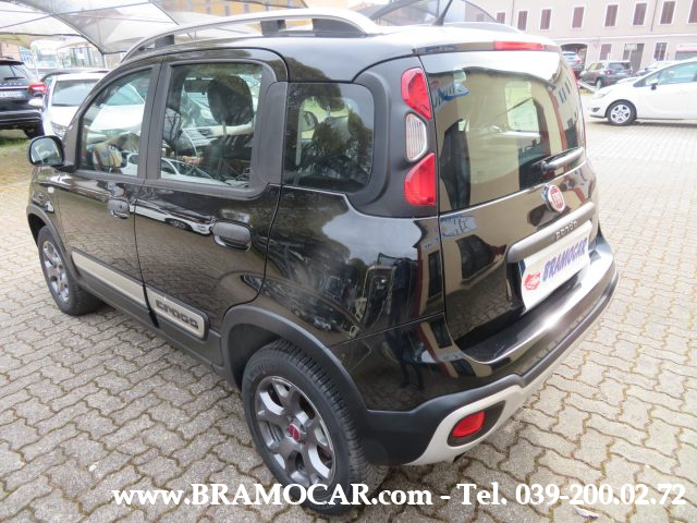 FIAT Panda Cross usata, con Cerchi in lega