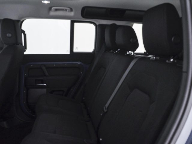 LAND ROVER Defender usata 14