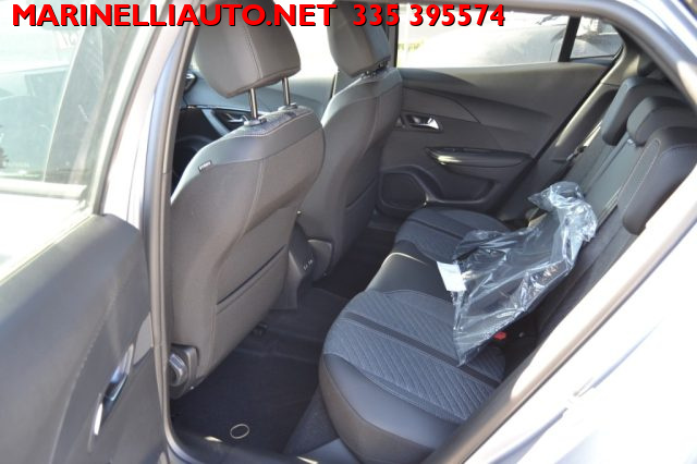 PEUGEOT 2008 usata, con Touch screen
