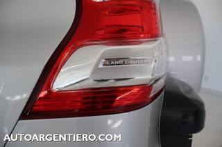 TOYOTA Land Cruiser usata, con Isofix