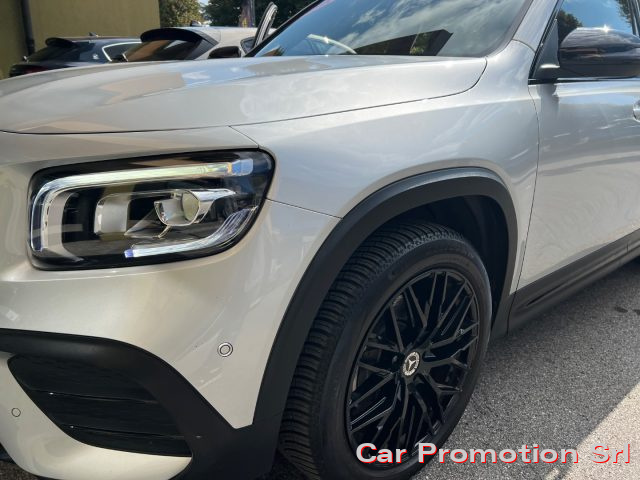 MERCEDES-BENZ GLB 200 usata, con Volante in pelle