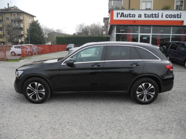 MERCEDES-BENZ GLC 300 usata, con Airbag