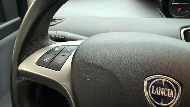 LANCIA Ypsilon usata, con Autoradio