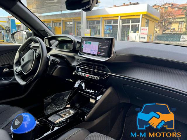 PEUGEOT 2008 usata, con Interni in pelle
