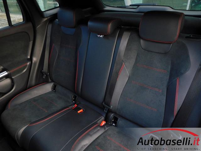 MERCEDES-BENZ GLA 200 usata, con Sistema di parcheggio automatico
