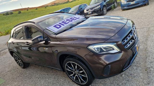 MERCEDES-BENZ GLA 180 usata, con Airbag laterali