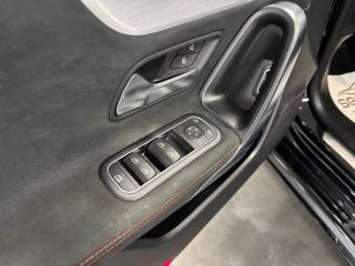 MERCEDES-BENZ CLA 200 usata, con Volante in pelle