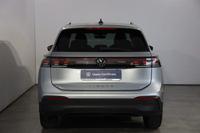 VOLKSWAGEN Tiguan usata, con Autoradio