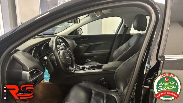 JAGUAR XE usata, con Cruise Control