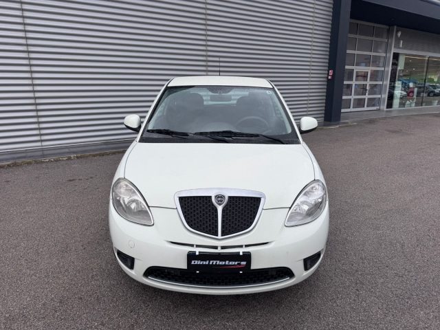 LANCIA Ypsilon usata, con Airbag