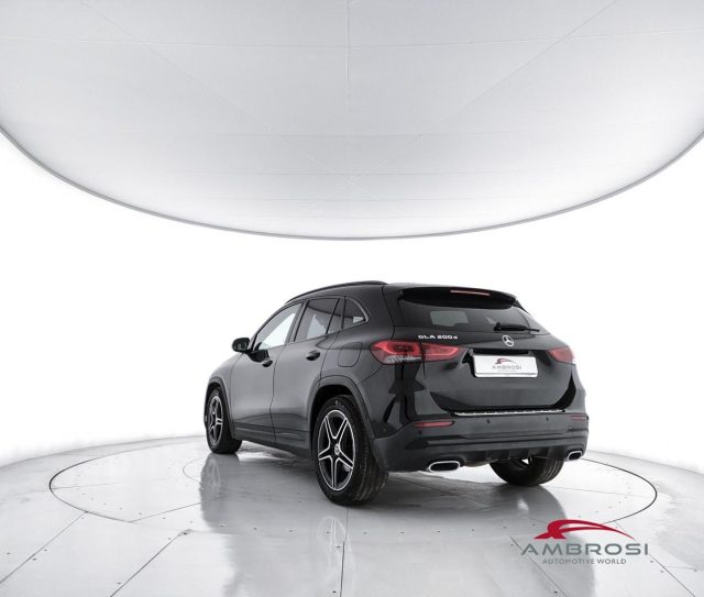 MERCEDES-BENZ GLA 200 usata 3