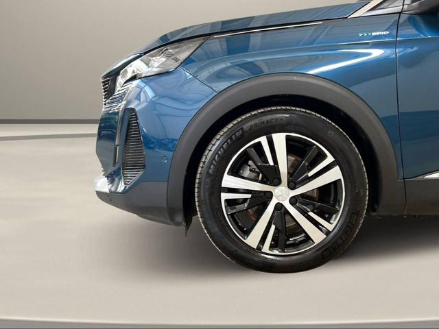 PEUGEOT 3008 usata, con Luci diurne