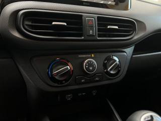 HYUNDAI i10 usata, con Touch screen
