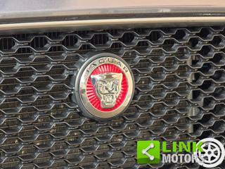 JAGUAR F-Pace usata, con Leve al volante