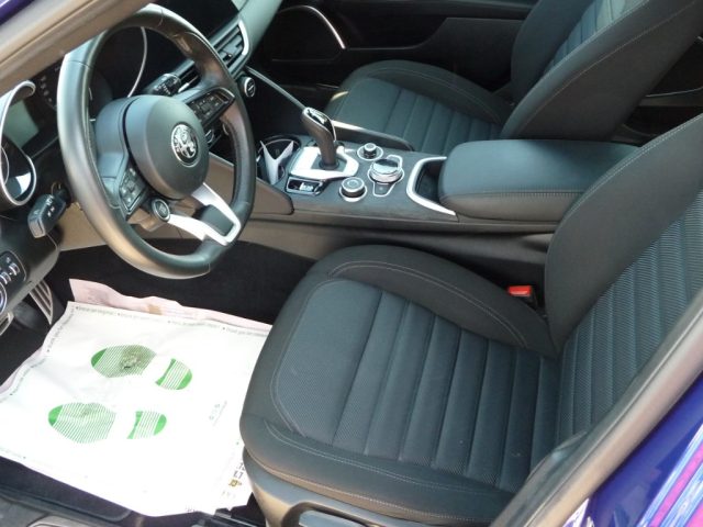 ALFA ROMEO Giulia usata, con Autoradio