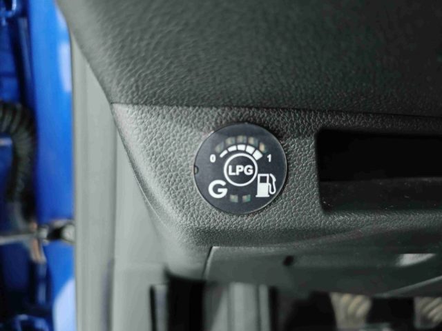 RENAULT Clio usata, con Frenata d