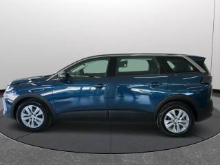 PEUGEOT 5008 usata, con Sedile posteriore sdoppiato