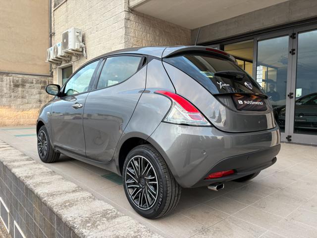 LANCIA Ypsilon usata, con Boardcomputer
