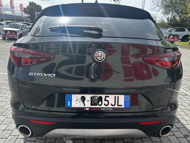 ALFA ROMEO Stelvio usata, con Alzacristalli elettrici