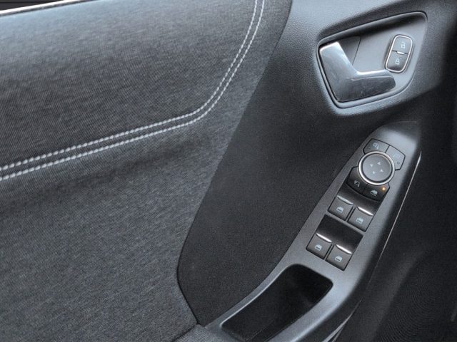 FORD Puma usata, con Sensori di parcheggio posteriori