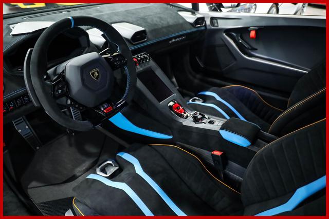 LAMBORGHINI Huracan usata, con Touch screen
