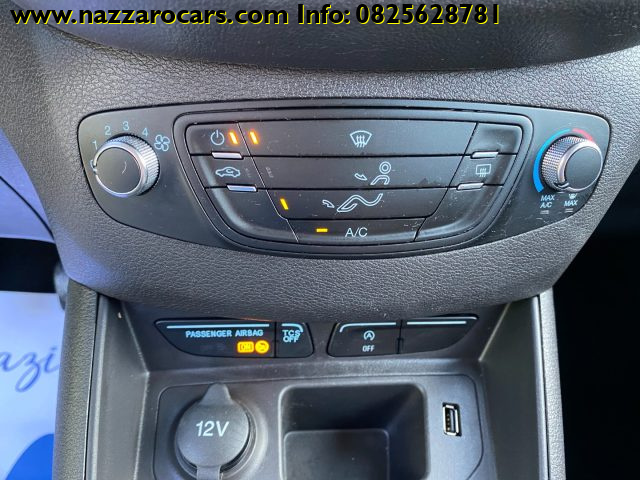 FORD Tourneo Courier usata, con ESP