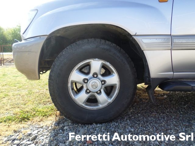 TOYOTA Land Cruiser usata, con Cruise Control