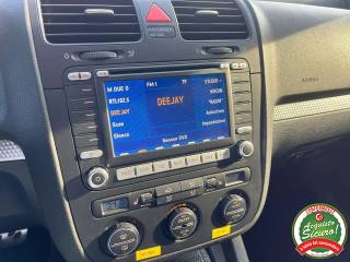 VOLKSWAGEN Golf usata, con Autoradio