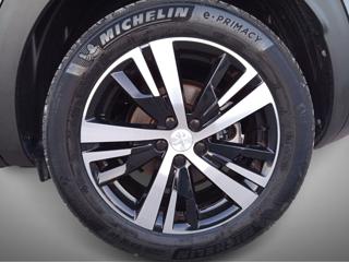 PEUGEOT 3008 usata, con Sedile posteriore sdoppiato