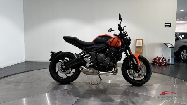 TRIUMPH Trident 660 usata 0