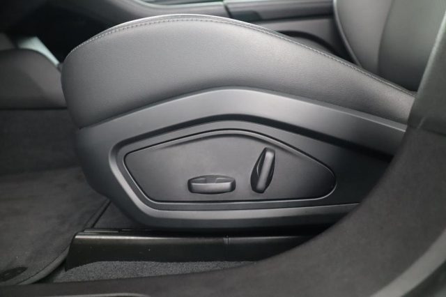 PORSCHE Taycan usata, con Chiusura centralizzata