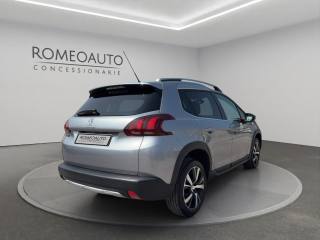 PEUGEOT 2008 usata, con Autoradio