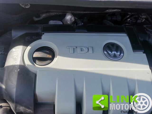 VOLKSWAGEN Touran usata 34