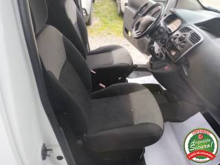 RENAULT Kangoo usata 12