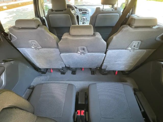 PEUGEOT 5008 usata, con Controllo trazione