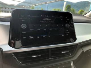 VOLKSWAGEN T-Roc usata, con Vivavoce
