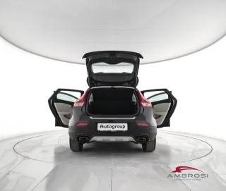 VOLVO V40 Cross Country usata 6