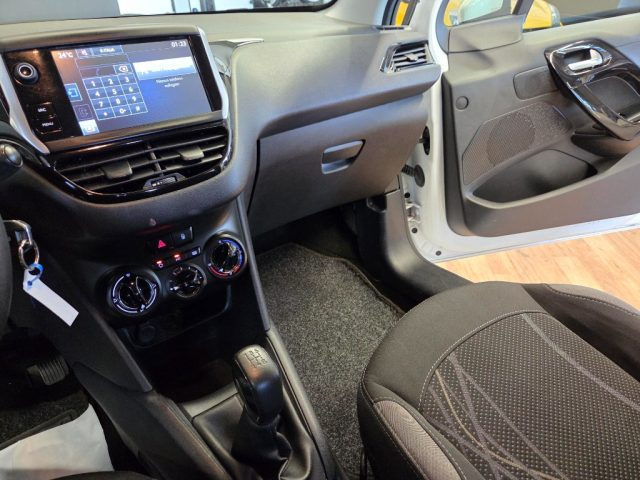 PEUGEOT 208 usata, con ESP