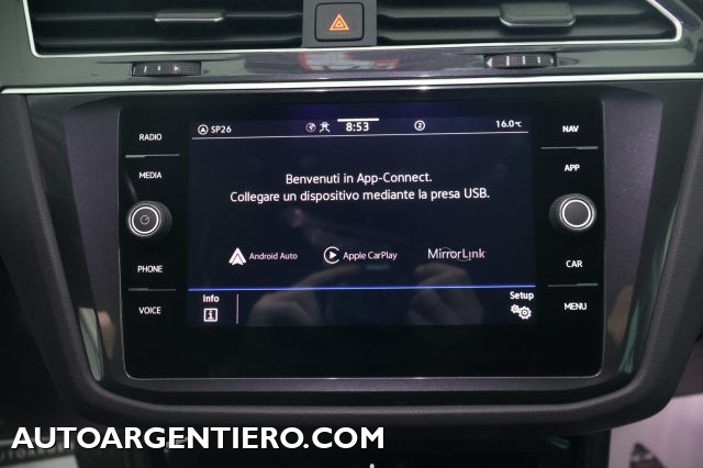 VOLKSWAGEN Tiguan usata, con USB