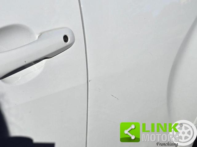 TOYOTA Yaris usata, con Start/Stop Automatico