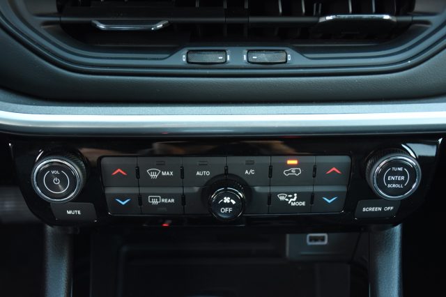 JEEP Compass usata, con Servosterzo